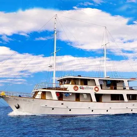 Cruise From On M/s Otac Nikola 5* 트로기르